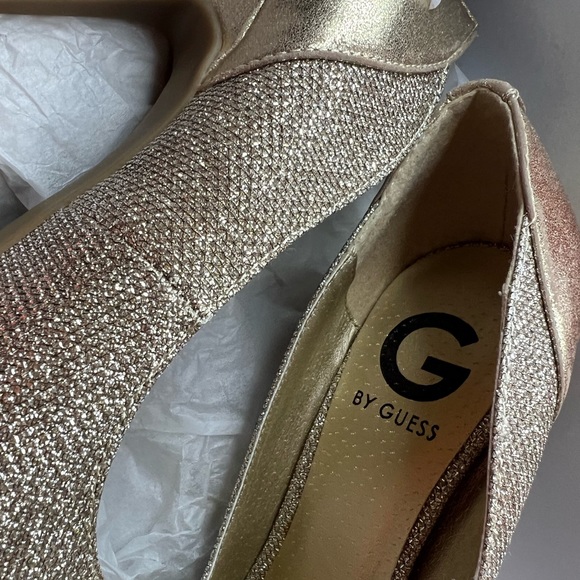 GUESS Heels - Picture 4 of 4